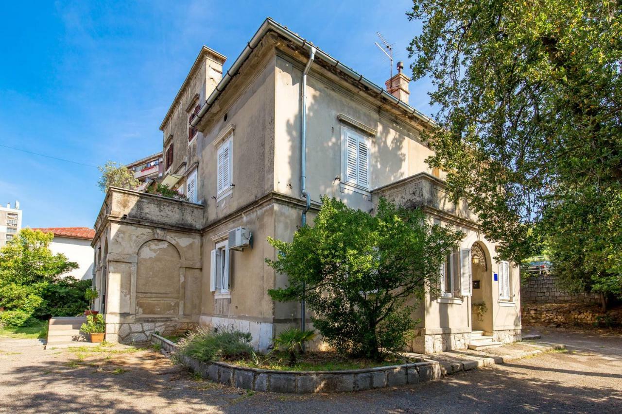 Apartman Villa Carolina Rijeka Eksteriør bilde