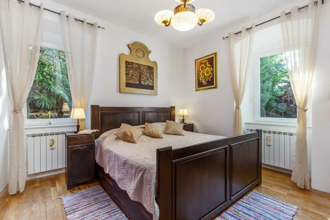 Apartman Villa Carolina Rijeka Eksteriør bilde