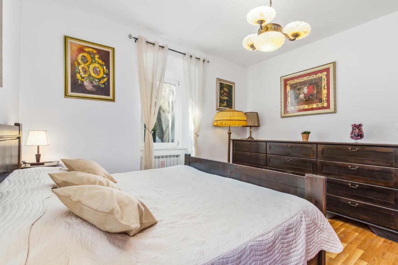 Apartman Villa Carolina Rijeka Eksteriør bilde